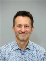 Dr. René S. Hendriksen